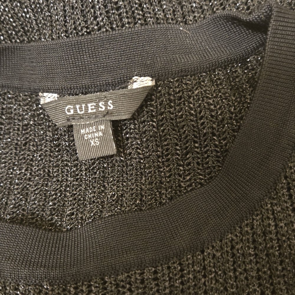 🌟Guess 90's Black Top - Picture 6 of 6